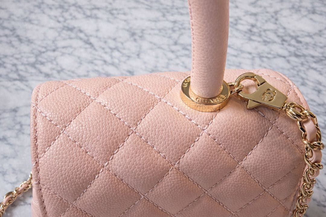 CHANELノベルティココハンドル　ピンク　(ノベルティ品最後)