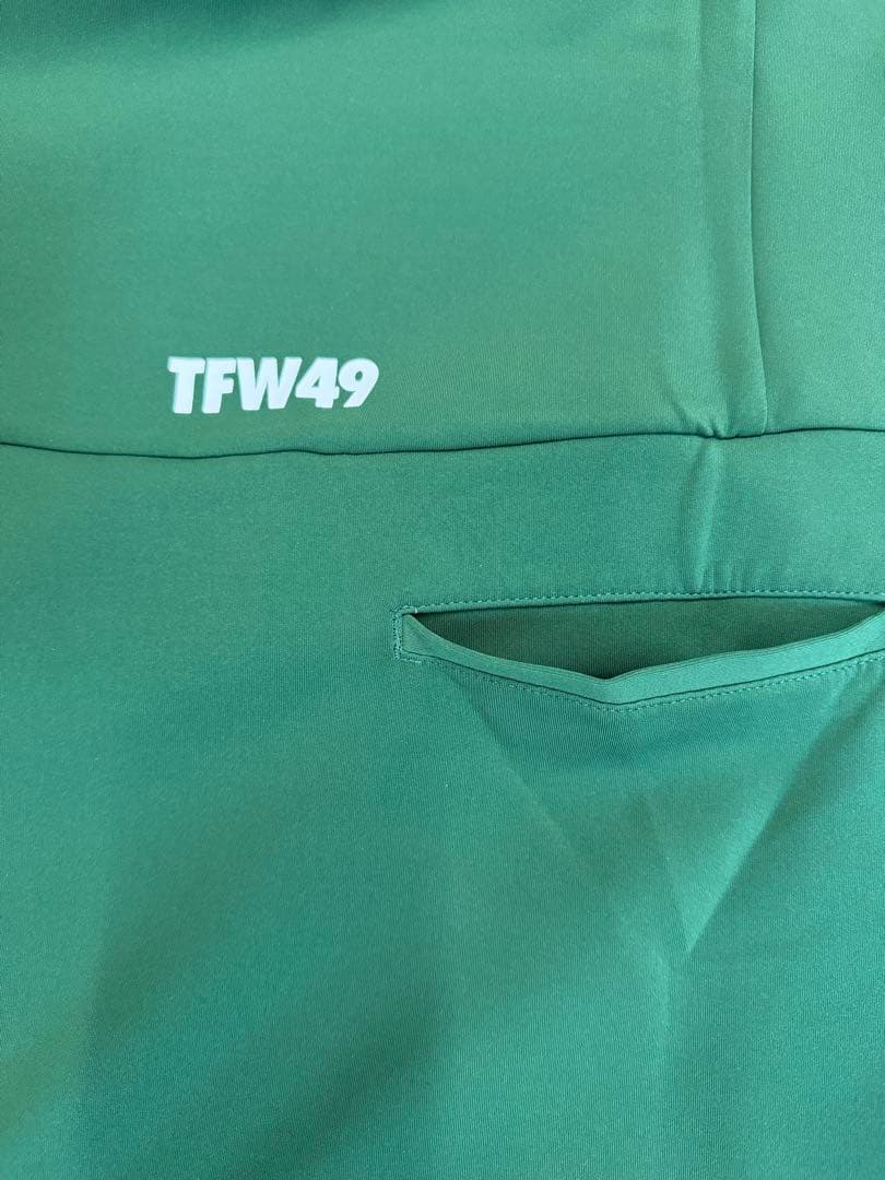 B*中様 新品正規品【TFW49/size L】ワンピース　長袖ポロシャツカット