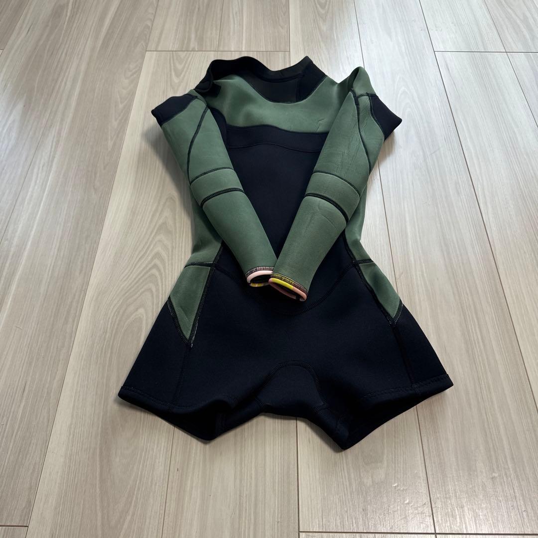 ROXY ショートジョン ウェットスーツ カラフル