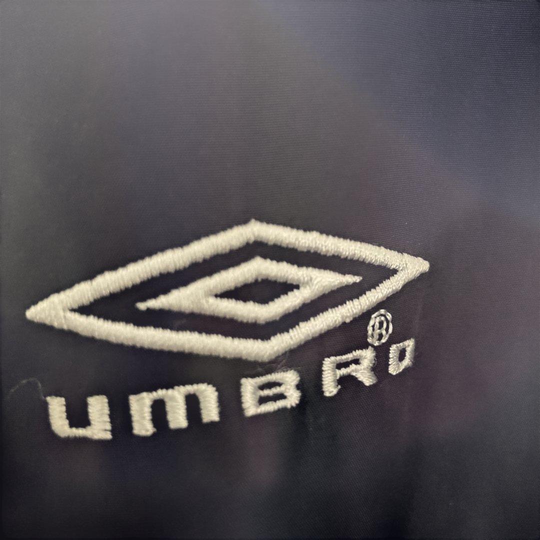 【入手困難00sヴィンテージ】Umbroイングランド ピステ・ウィンドブレーカー