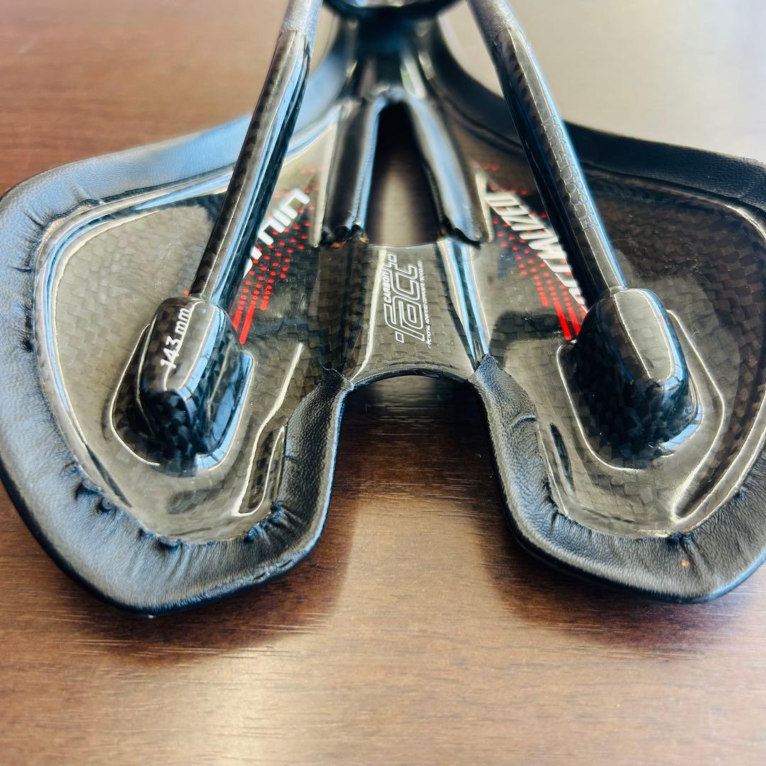 SPECIALIZEDローミン ROMIN 143 factCARBONカーボン