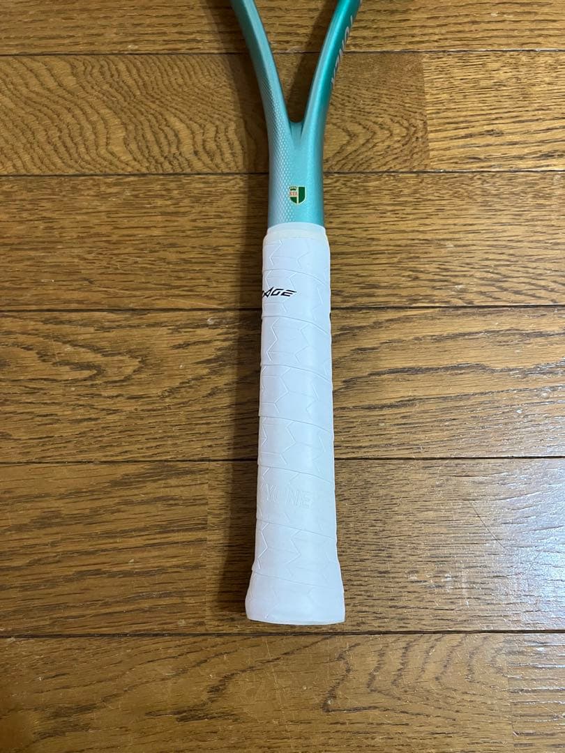 【美品】YONEX ヨネックス 02ボルトレイジ7V フレッシュグリーン