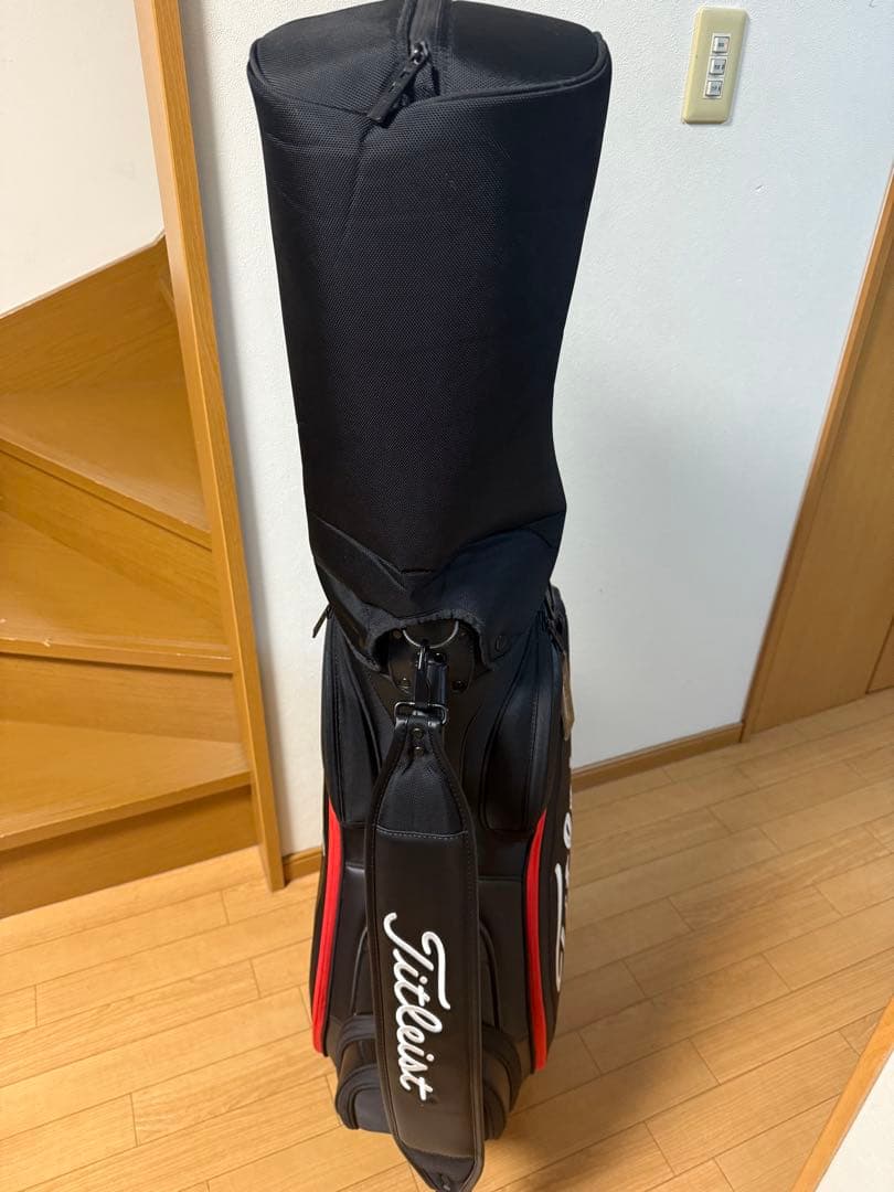 タイトリスト　Titleist ブラック キャディバッグ　美品　ツアーモデル