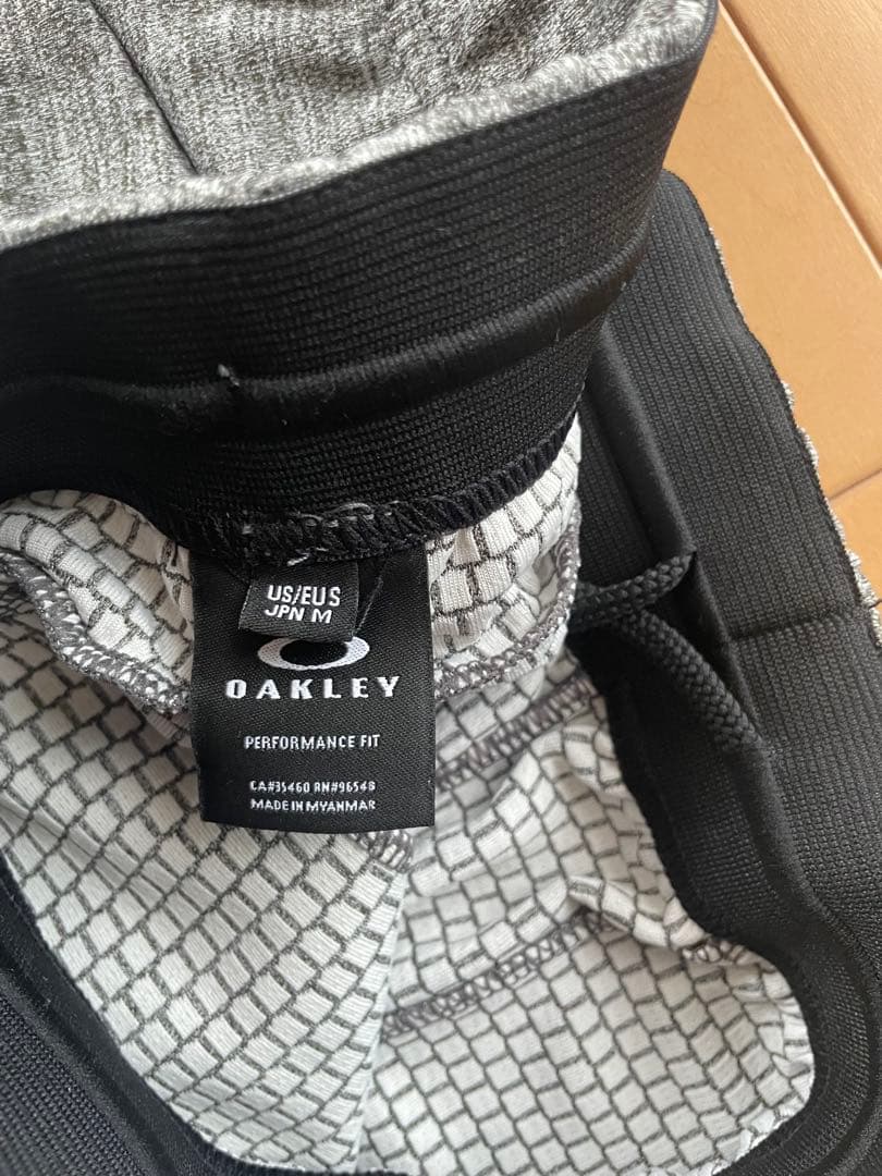 OAKLEY オークリー　セットアップ　グレー　上S下M