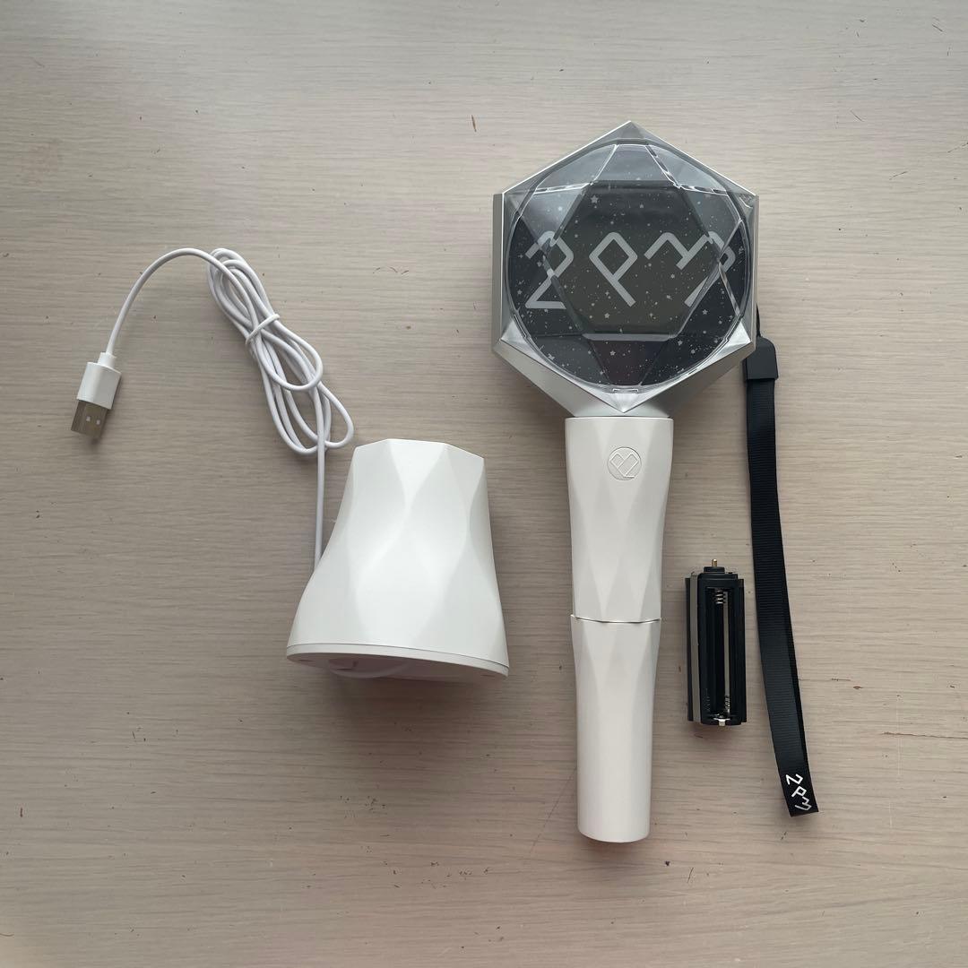 2PM 公式ペンライト（OFFICIAL LIGHT STICK）とネームシート