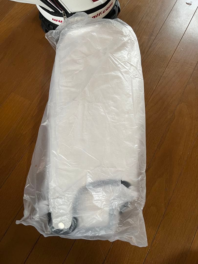 ブリヂストン 宮里藍 引退記念モデル 希少キャディバッグ ヘッドカバー付きです‼️