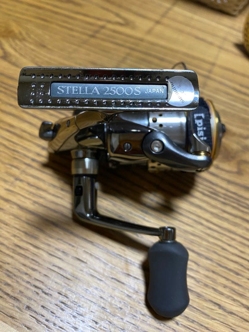 美品　人気　シマノ　ステラ FW2500S SC78E スピニングリールとケース