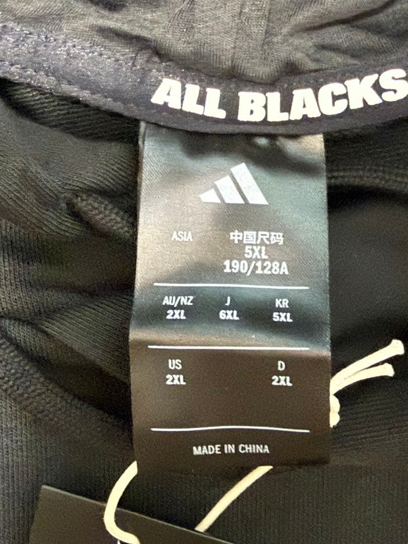 adidas ALL BLACKS パーカー