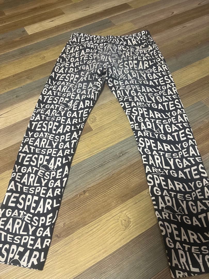 EARLY GATES ロゴプリントパンツ