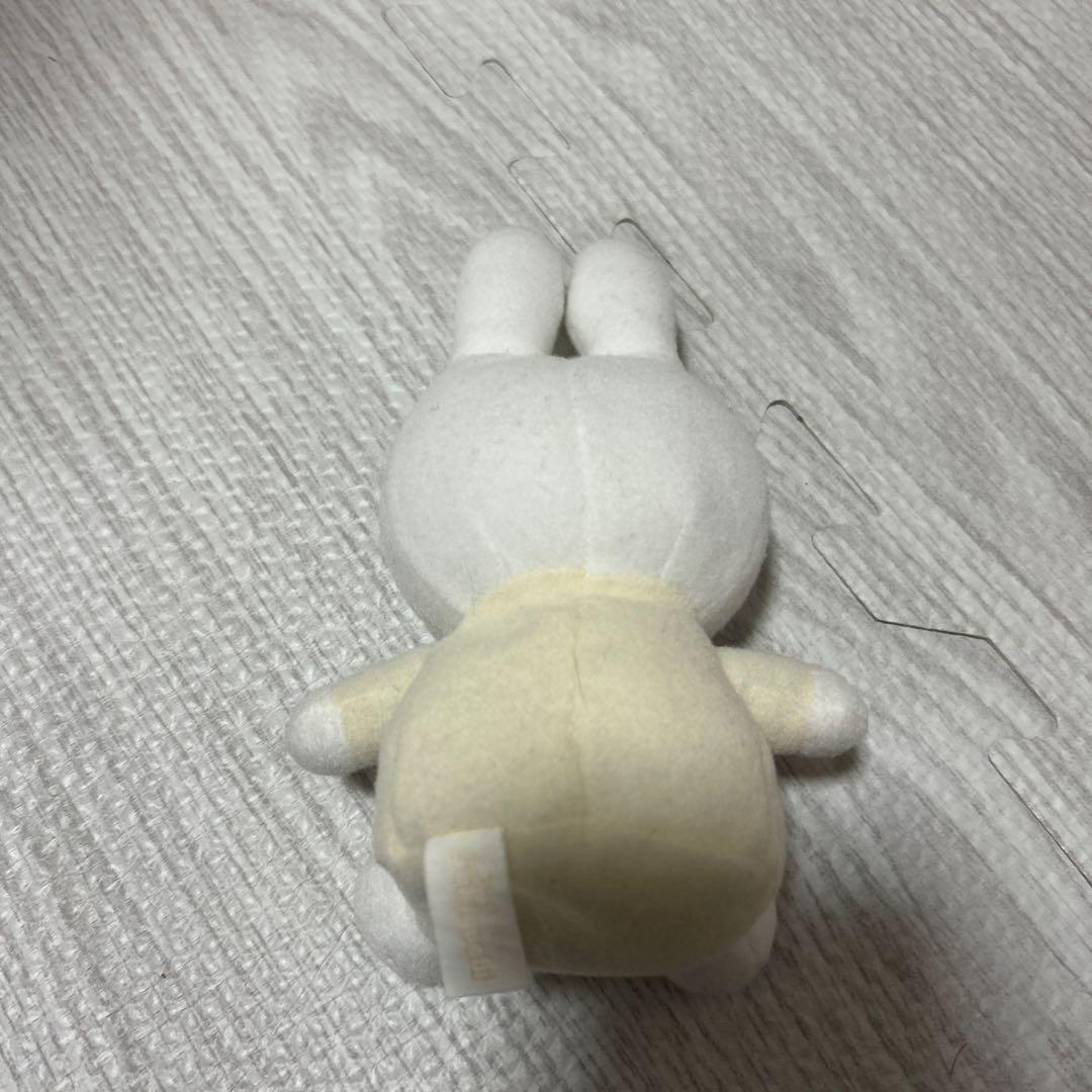 ミッフィー　ぬいぐるみ ホワイトシリーズ　小 希少品
