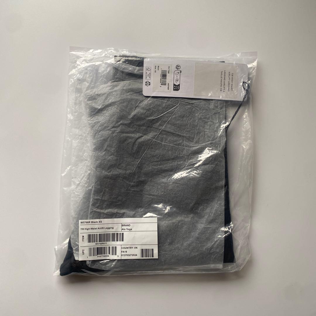 【新品】ALO 7/8 ハイウエスト Airlift レギンス ブラック XS