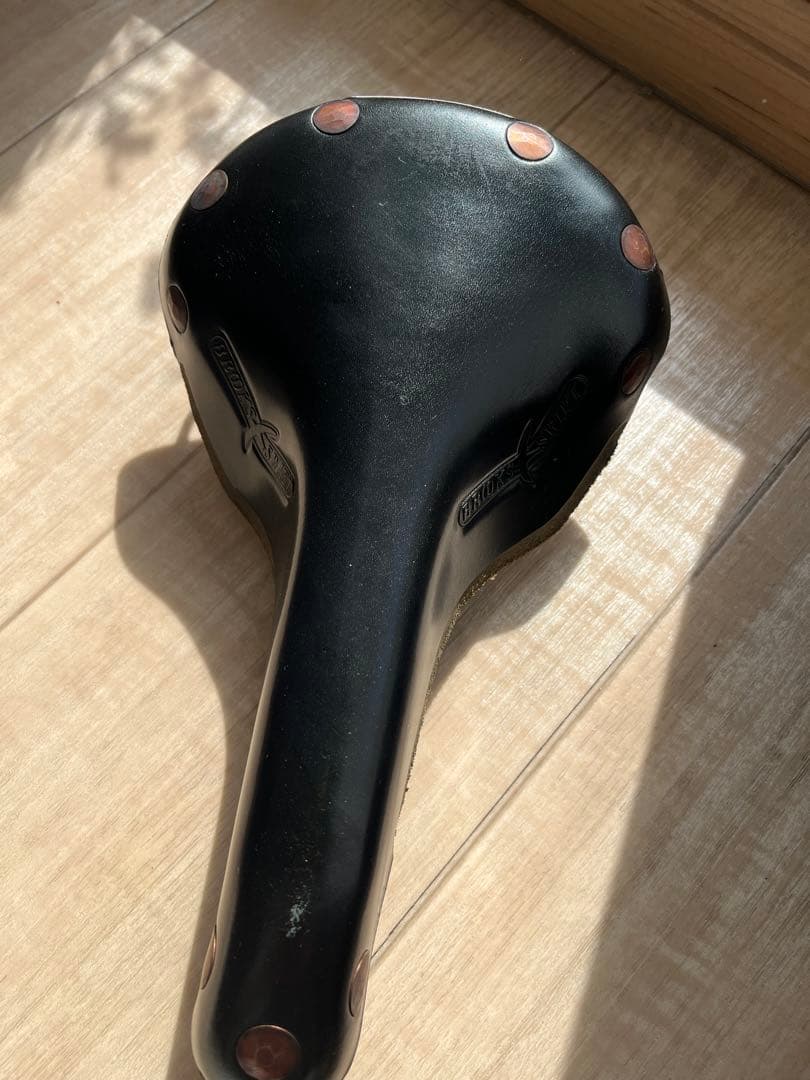 BROOKS 黒 サドル クラシックデザイン