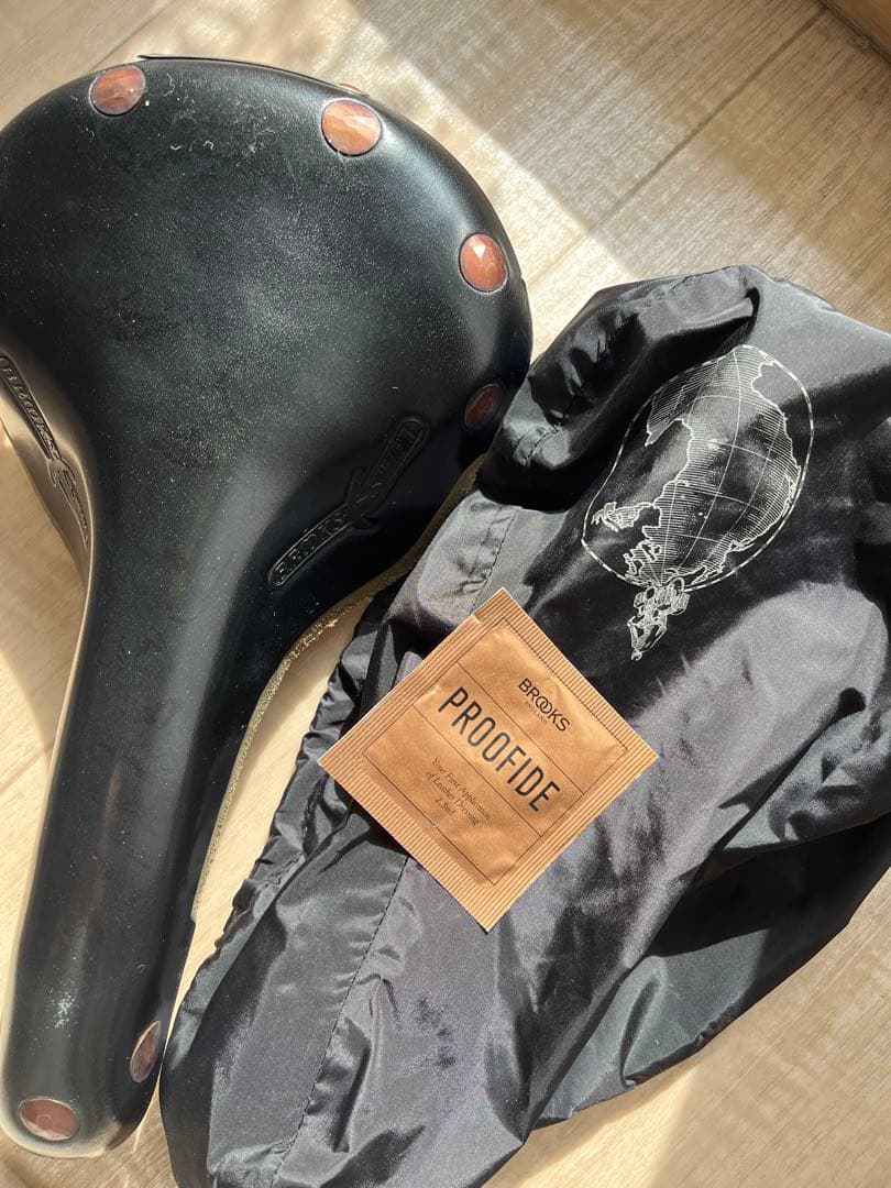 BROOKS 黒 サドル クラシックデザイン