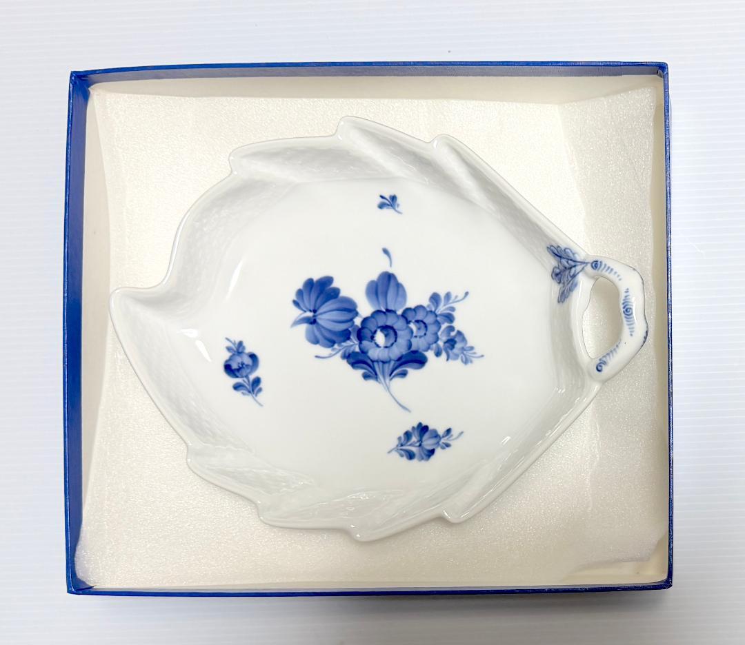 箱付 ロイヤルコペンハーゲン ブルーフラワー リーフディッシュ 8002 一級品
