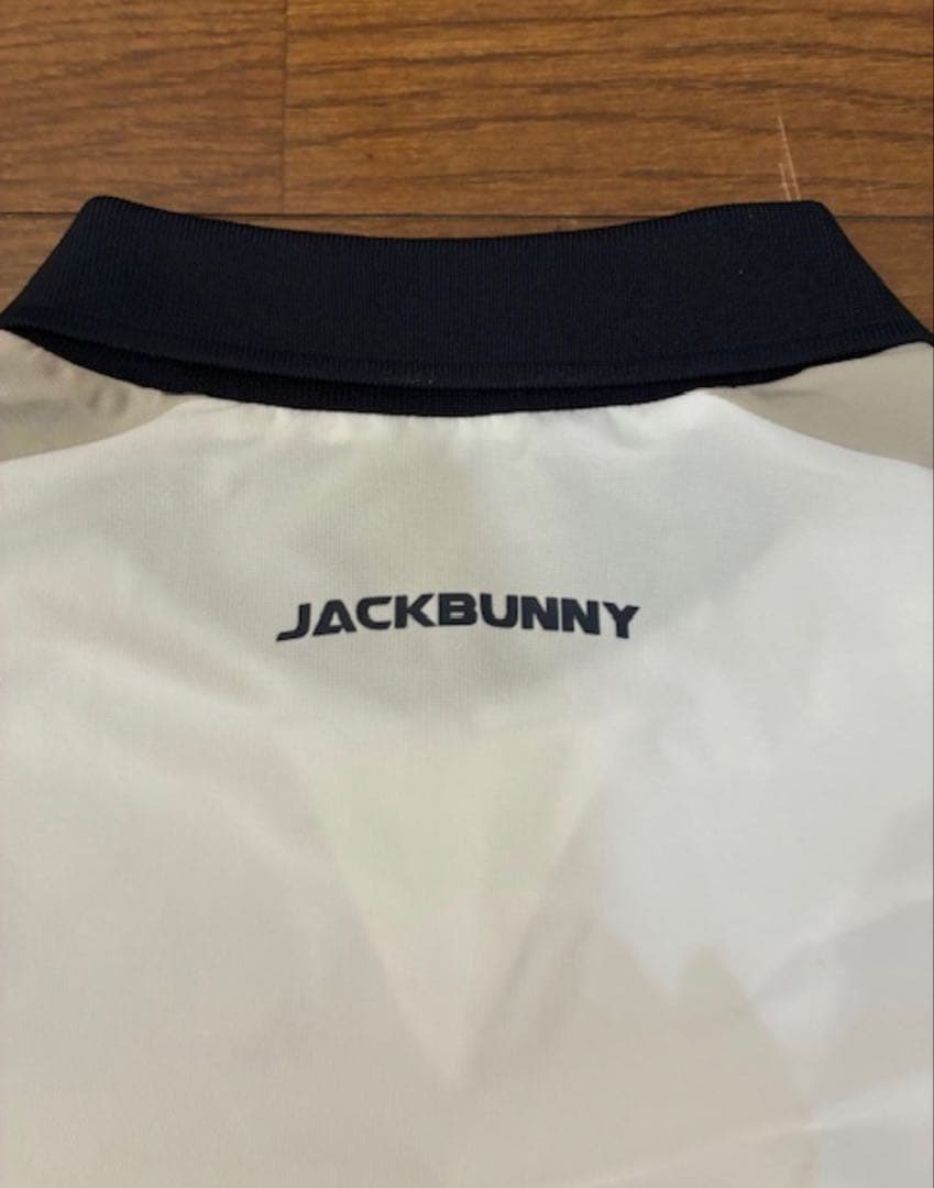 新品同様 ジャックバニーJack Bunny!!半袖サイズ4 2025年モデル