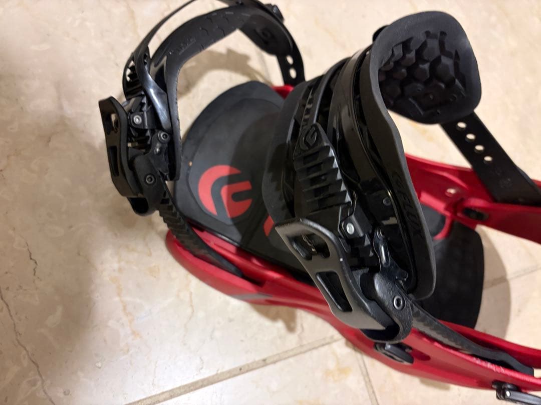 FLUX XF Mサイズ 赤 箱付