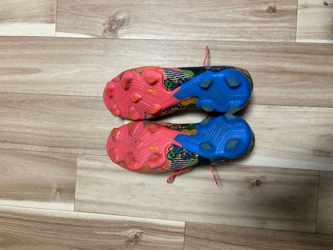 PUMA フューチャー 7