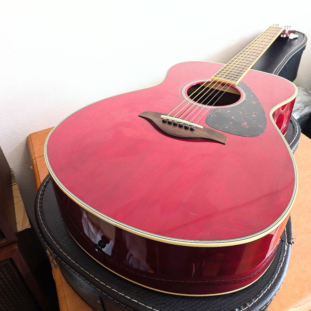YAMAHA FS820 アコースティックギター レッド　ハードケース付