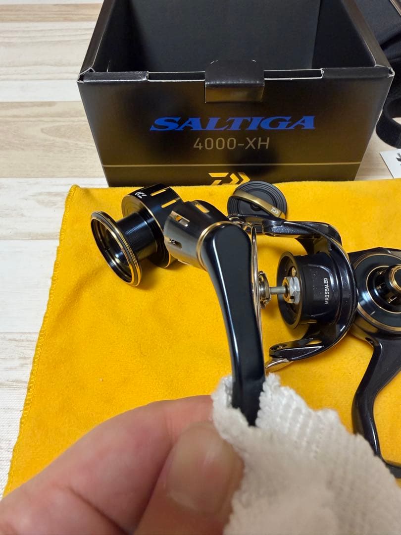ダイワ スピニングリール 23ソルティガ 4000-XH
