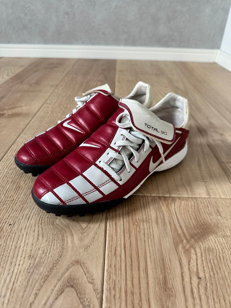 シューズ NIKE Total 90 II TF