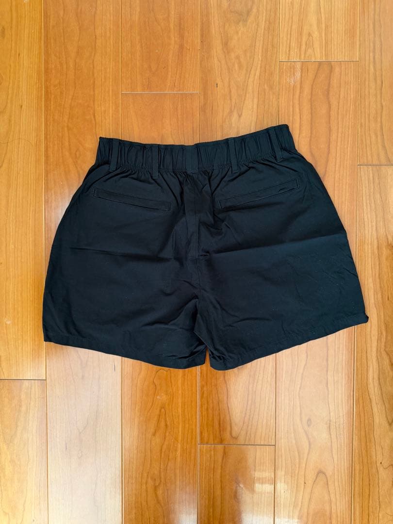 Malbon ブラックショートパンツ