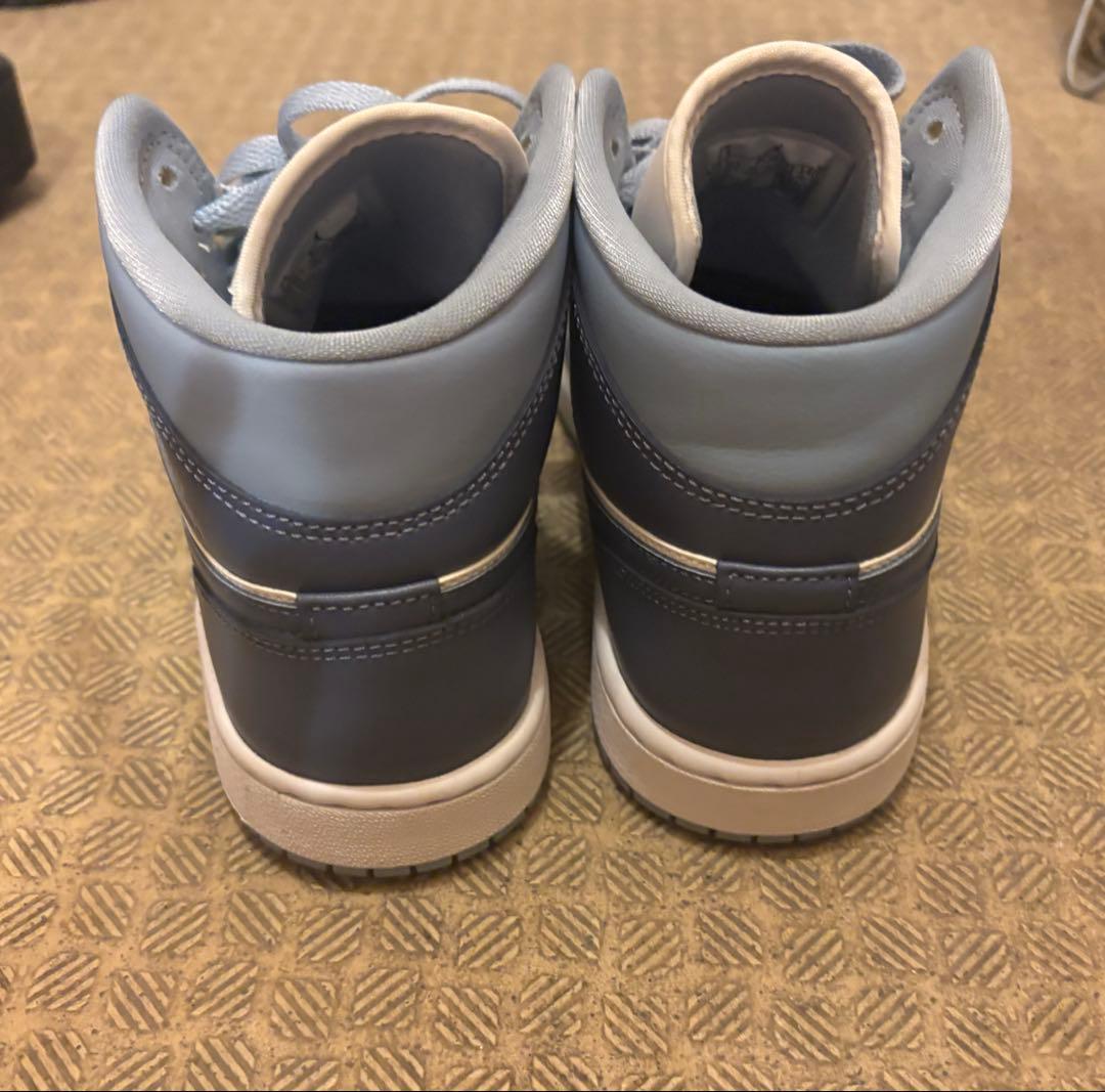 Nike Air Jordan 1 ナイキ エアジョーダン　ミッド