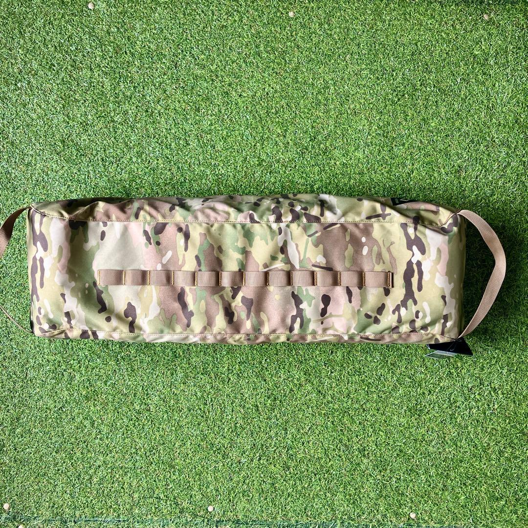 新品・未使用品 ● Tac. テーブルフォー ／マルチカモ【Helinox】
