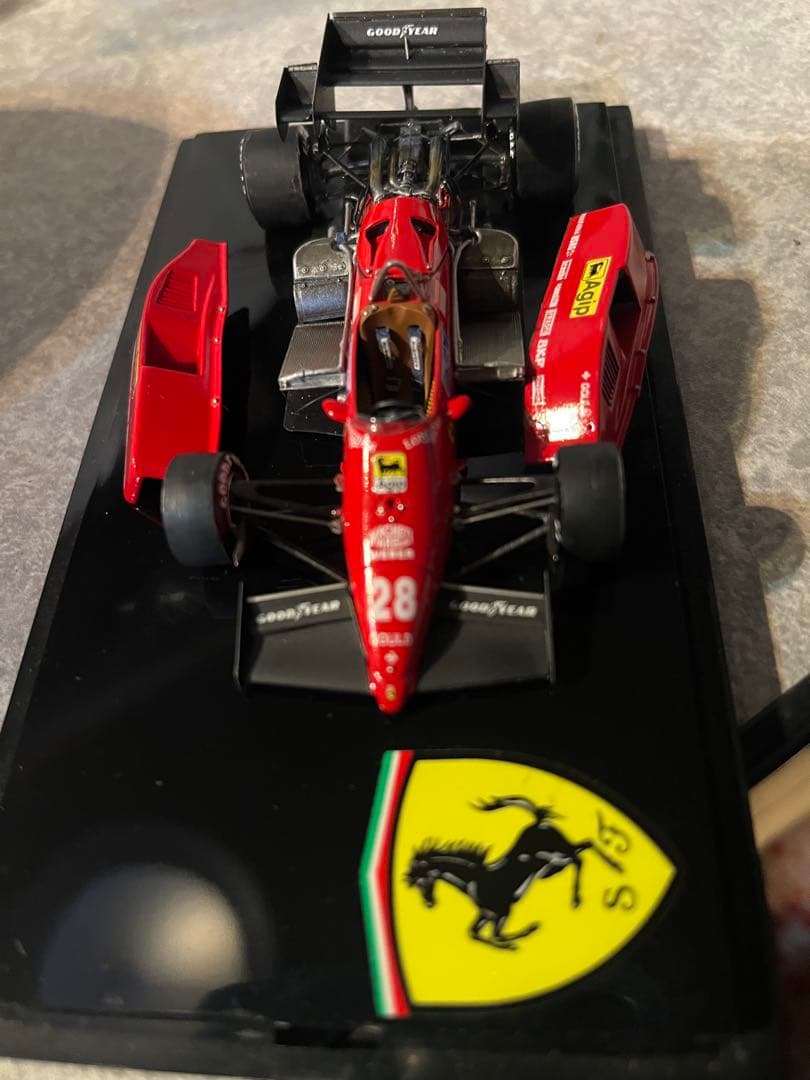 ミカ Ferrari F1 Car 1/43 スケール