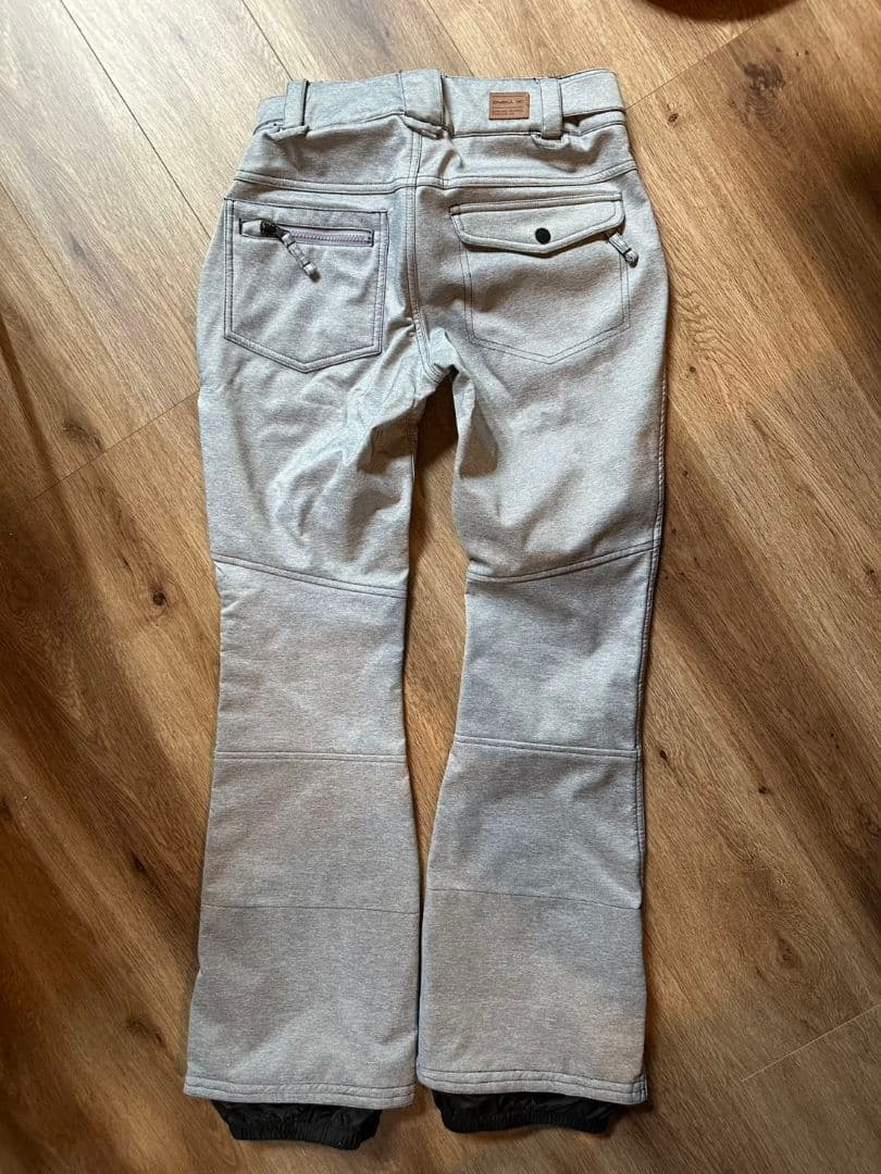 オニール/O'NEILL【美品】スノーボード・スキーウェア上下セット　Mサイズ