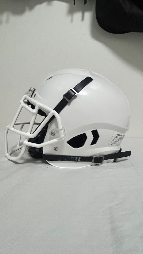 ヘルメットシャットS白　フェイスカバー付き アメフト　防具　プロテクター