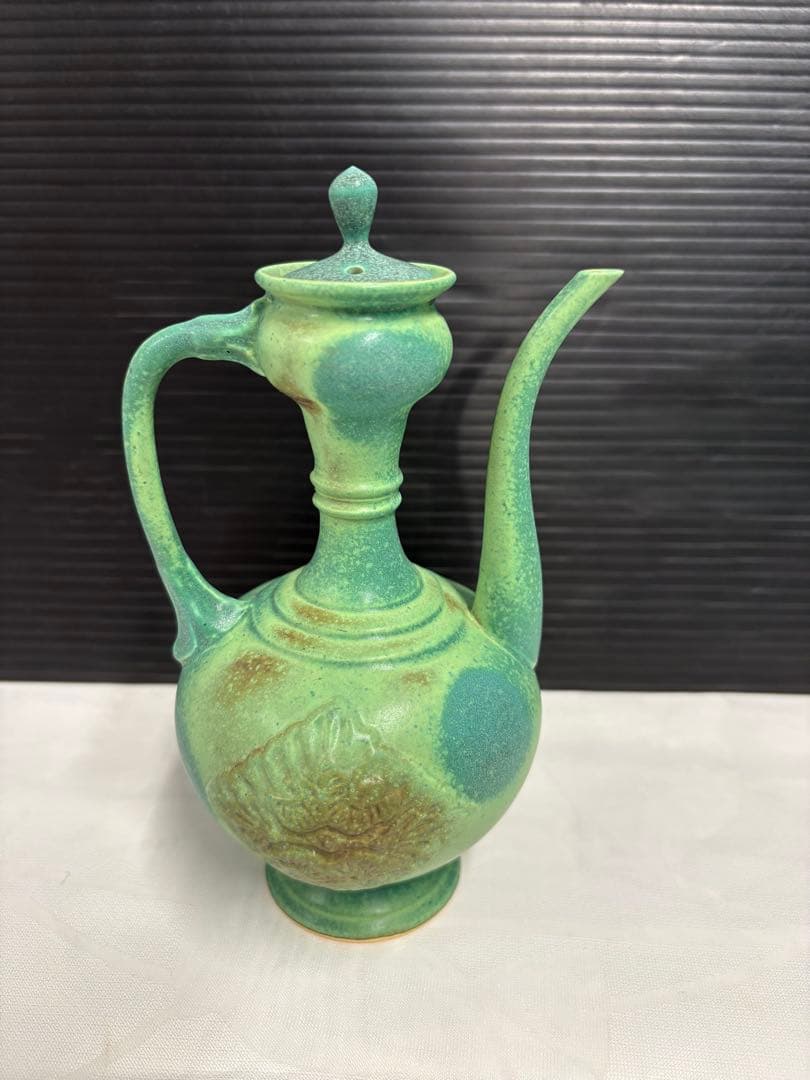 たち吉「創作陶器孔雀水指」