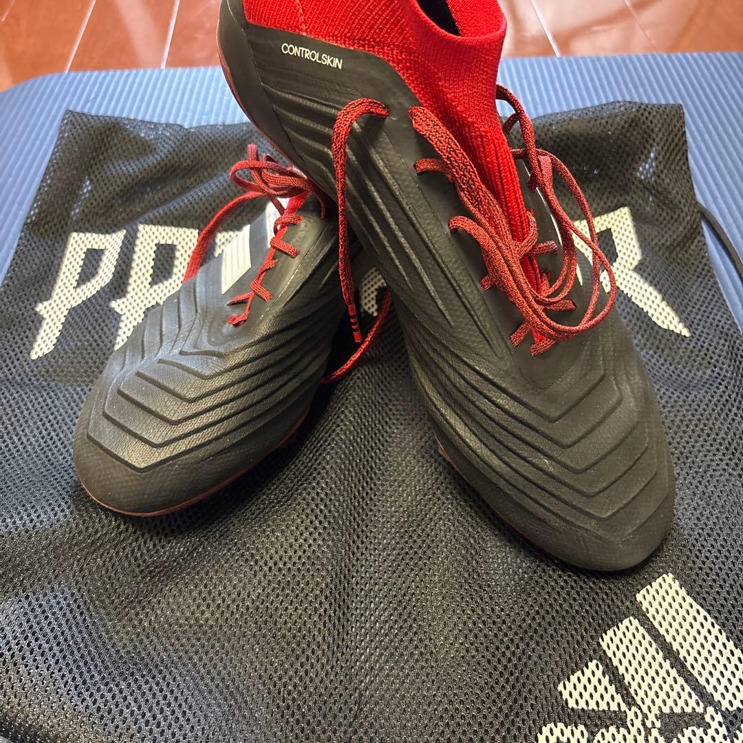 adidas サッカー　スパイク プレデター 18.1 AG HG