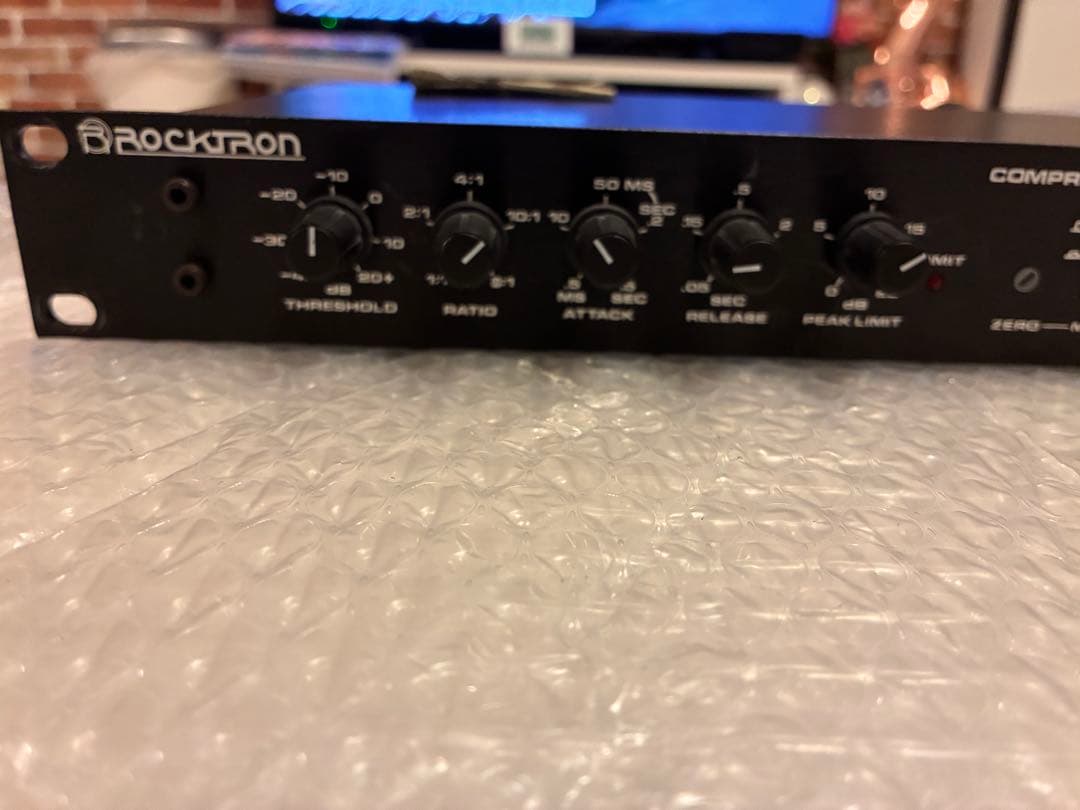 ギター ROCKTRON 300A