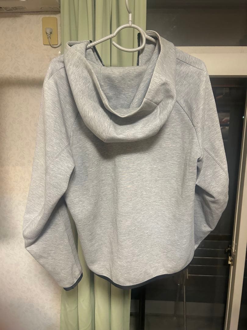Nike テックフリース 値下げあり