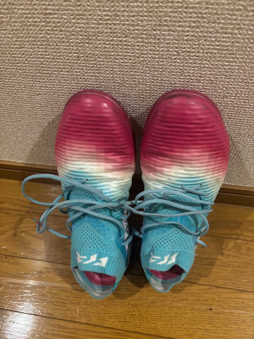フューチャー　Future サッカースパイクシューズ トップモデル　FG AG