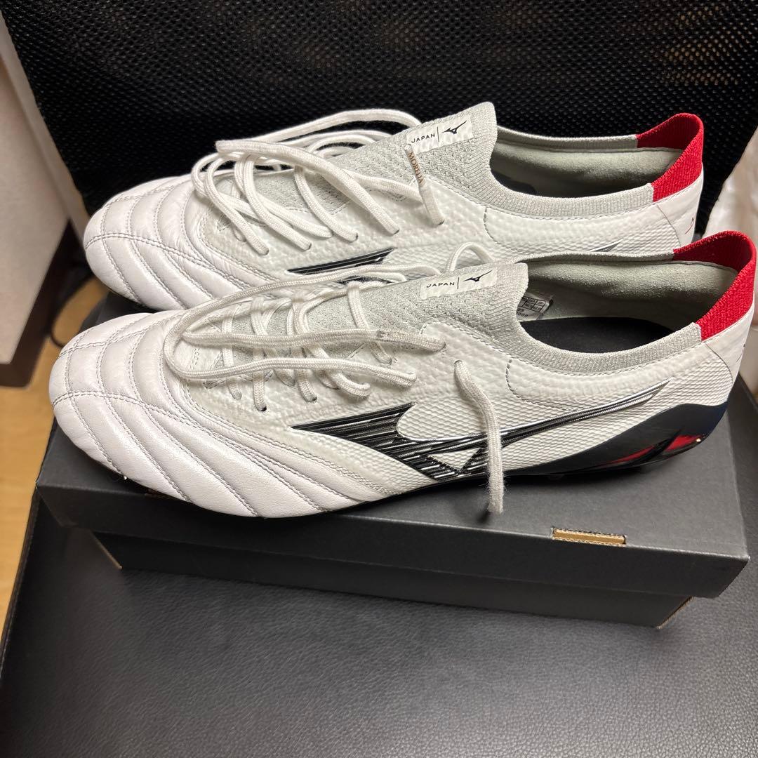 Mizuno サッカースパイク　モレリアネオ4β