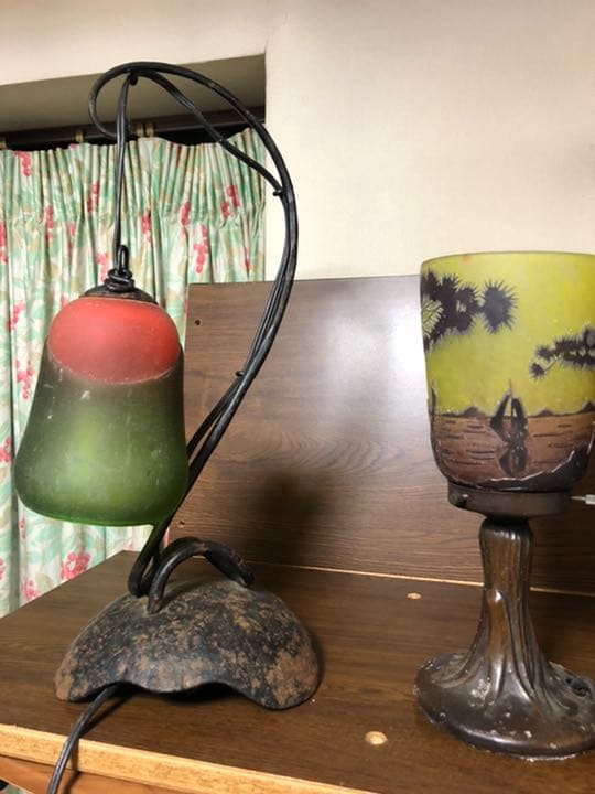 ステンドグラスランプ