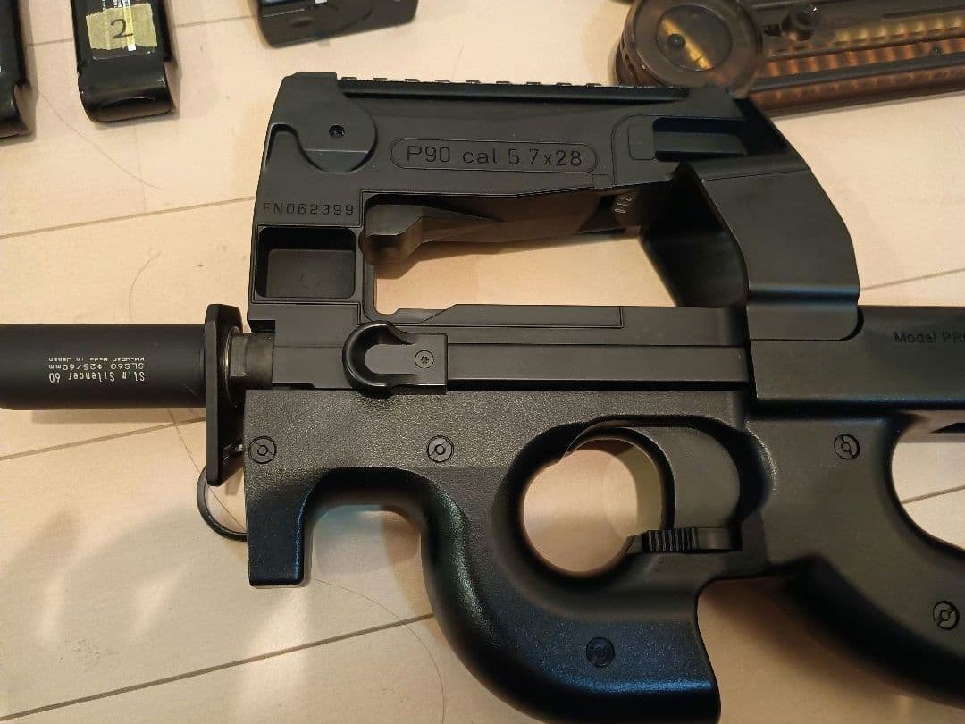 東京マルイ P90 電動ガン カスタム品 難あり