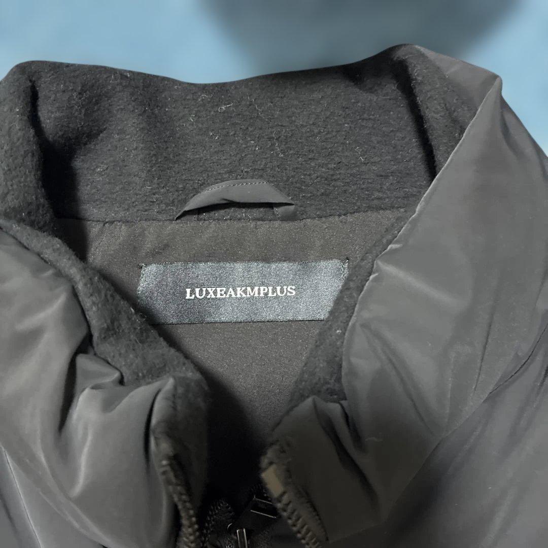 美品LUXEAKMPLUS 中綿 ダウンベスト ブラック