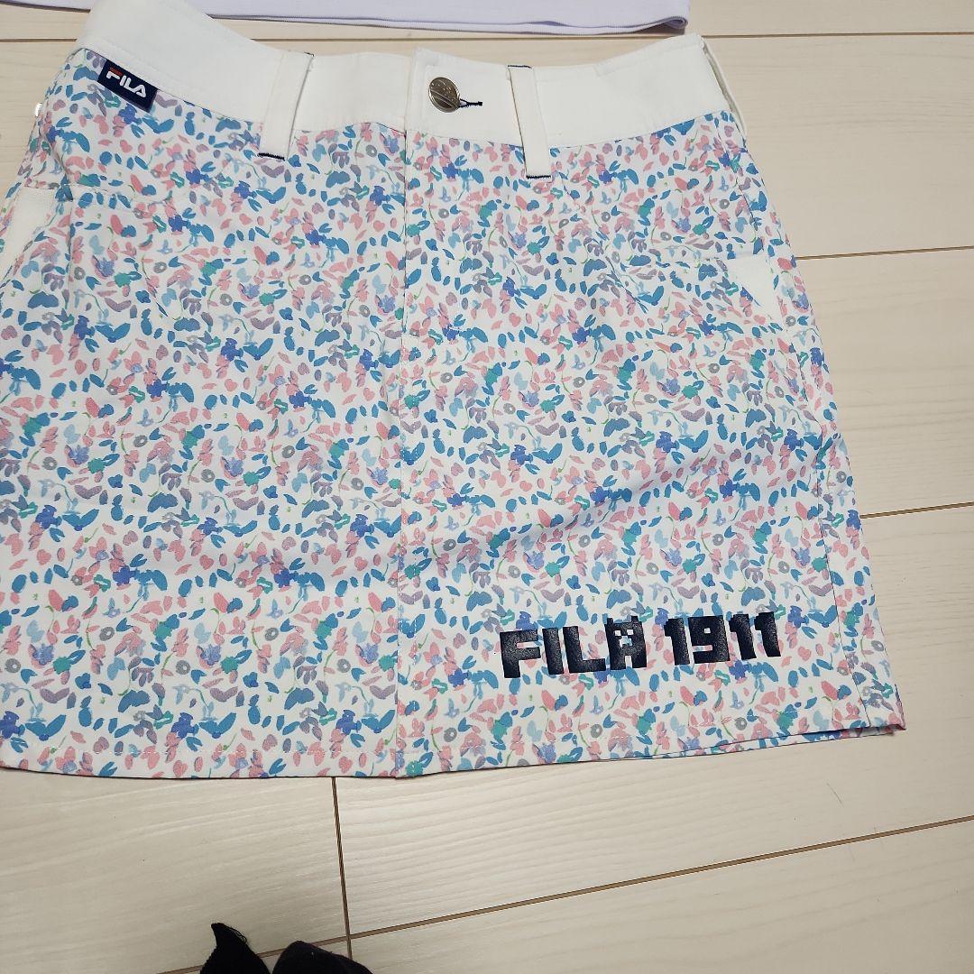 FILAGOLF 花柄ポロシャツとスカート