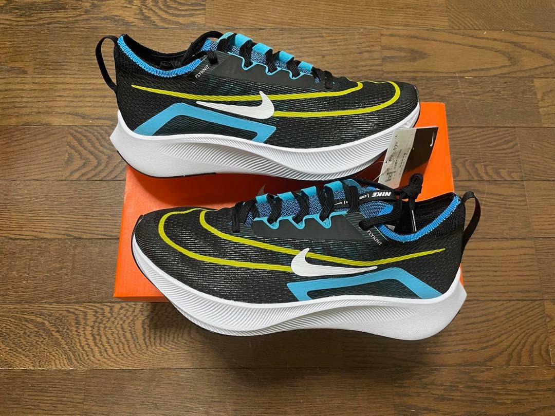 NIKE ZOOM FLY 4（ズームフライ4）
