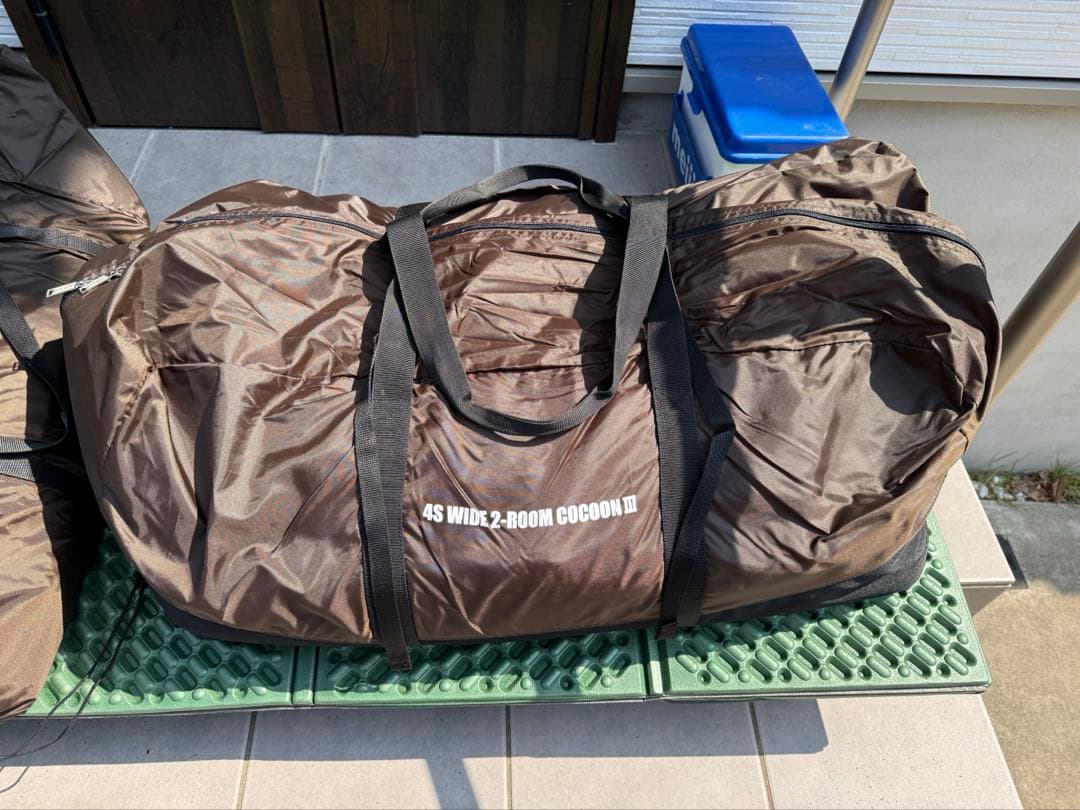 Coleman 2 Room Cocoon III 4.5人用 ブラウン
