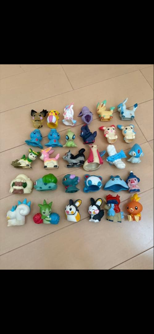 初版　絶版　希少品　ポケモンミニフィギュア　モンコレ　指人形　104体まとめ売り