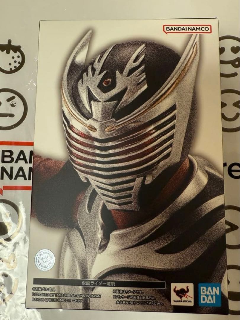 S.H.Figuarts 真骨彫製法 仮面ライダー龍騎　オリジナルスリーブ付き