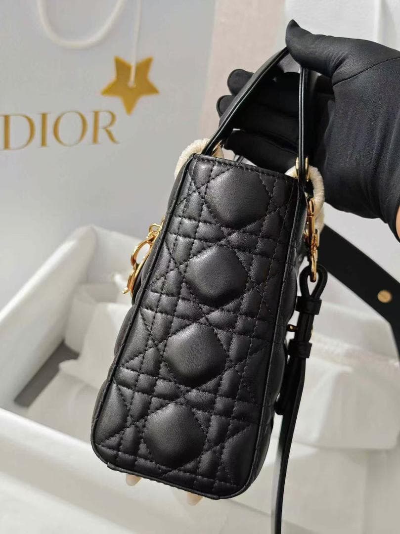 Dior ブラックレザー キルティング ハンドバッグ