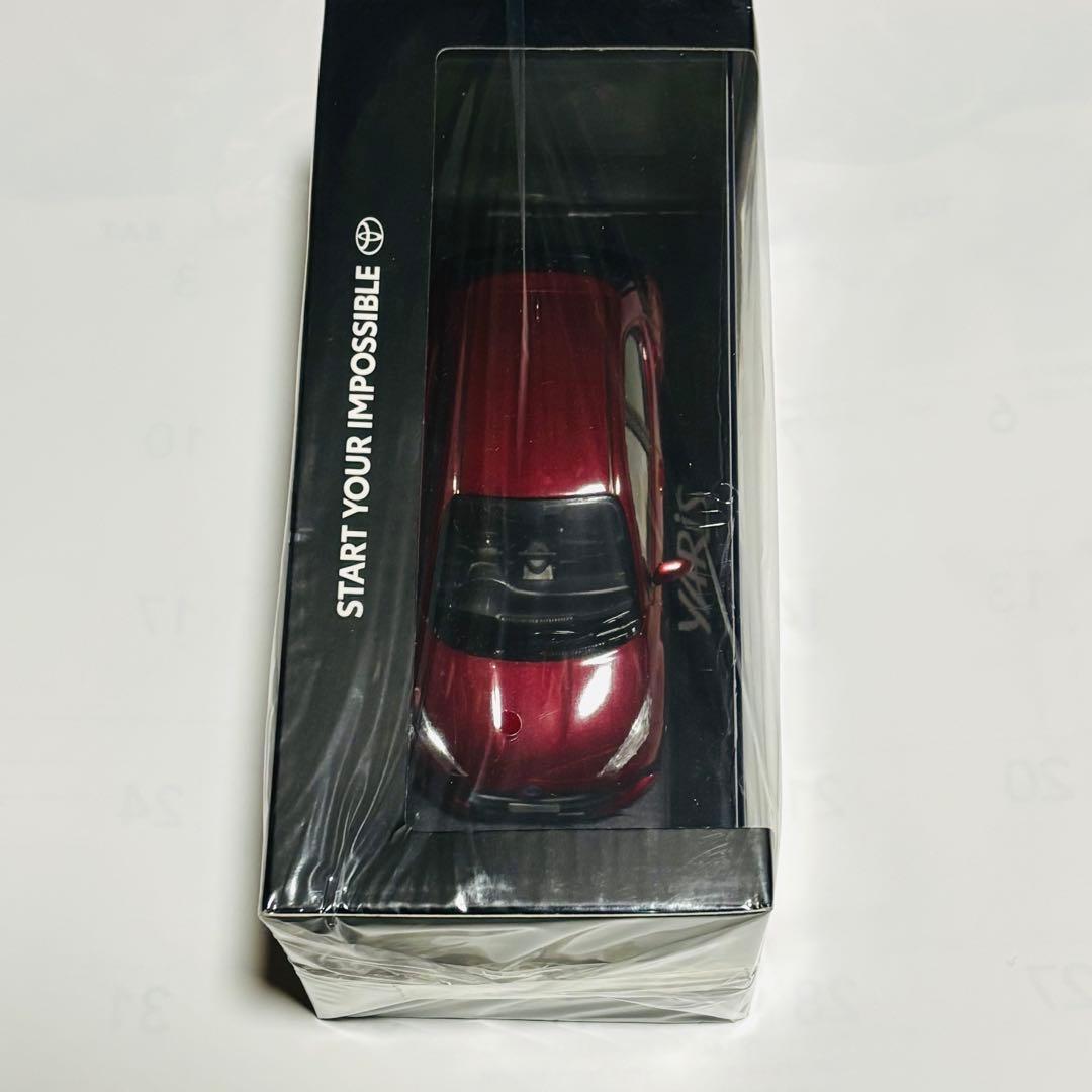 トヨタ ヤリス 1/30 ミニカー センシュアルレッドマイカ 新品 未開封