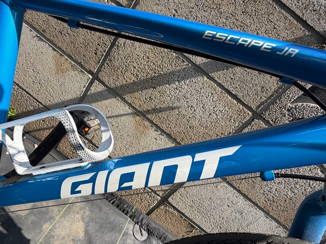 Giant 高性能クロスバイク 小学生向け 自転車