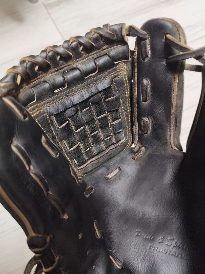 ZETT プロステイタス 硬式 内野手用グローブ 源田モデル
