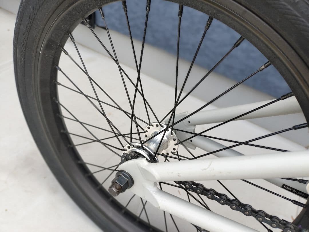 mon LEGION100 2021モデル　BMX