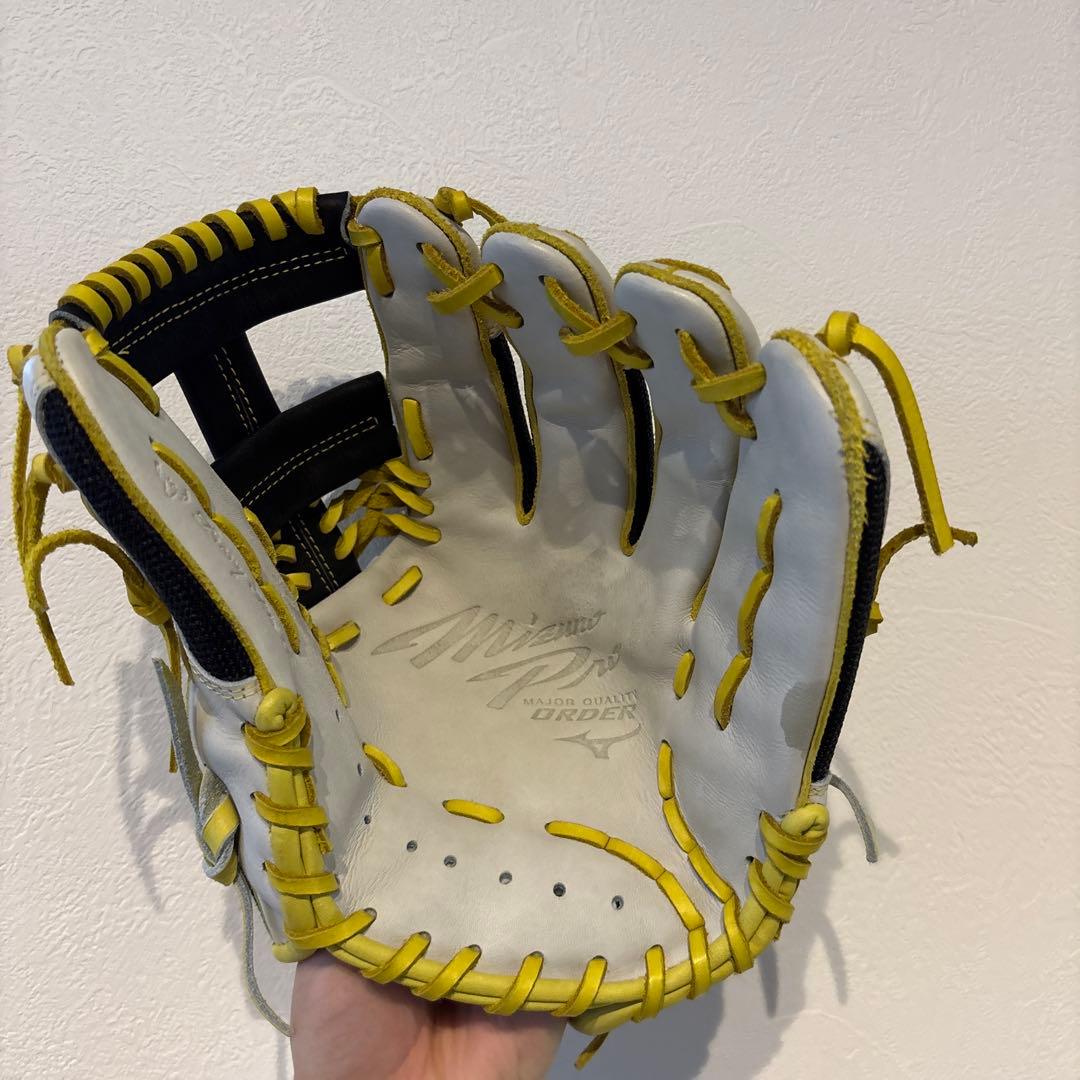 ミズノプロ　軟式オーダーグローブ　内野手用坂本モデル